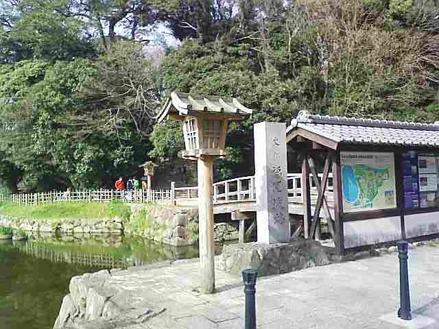 福岡城跡への入り口